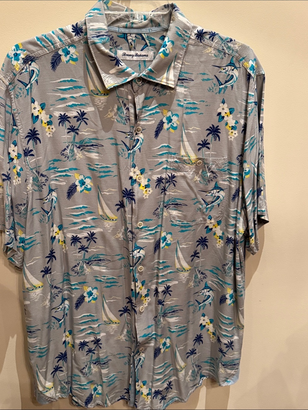 Tommy Bahama Gray Tropical Sailboat & Palm Short-Sleeve Button-Down Shirt